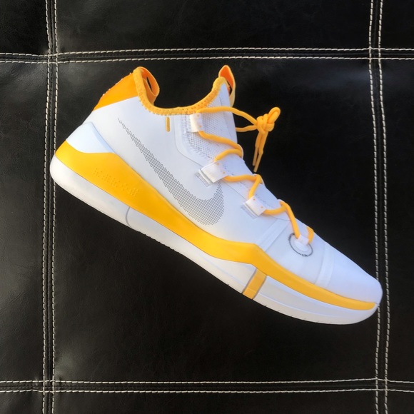 tenis kobe ad exodus